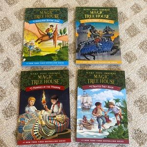 Lot of 4 Childrens “Magic tree house” Books- excellent condition